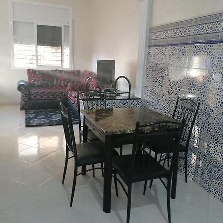 Top Appartement Equipe Pour Les Familles Kenitra Buitenkant foto