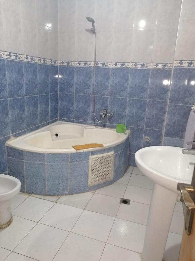Top Appartement Equipe Pour Les Familles Kenitra Buitenkant foto